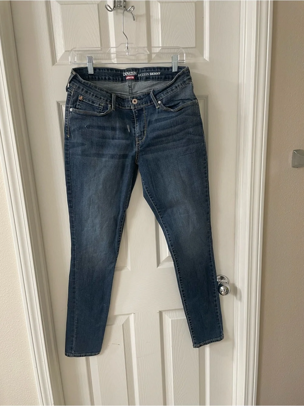 Denizen from Levi's Slim Skinny Jeans in Dark Wash Blue size 12 LONG - Picture 1 of 4